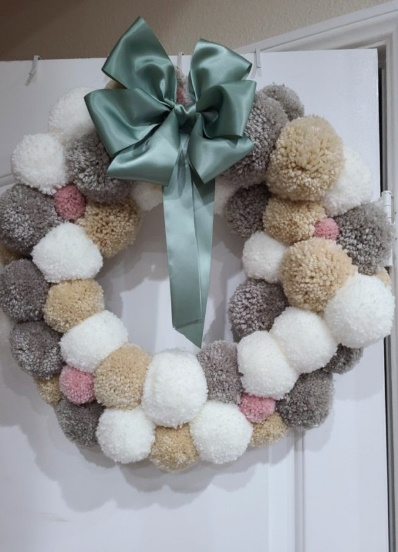 January 2022 Craft: Pom-Pom Wreath – Women's Ministries